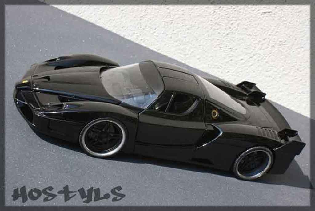Ferrari Enzo FXX 1/18 Hot Wheels street racing black