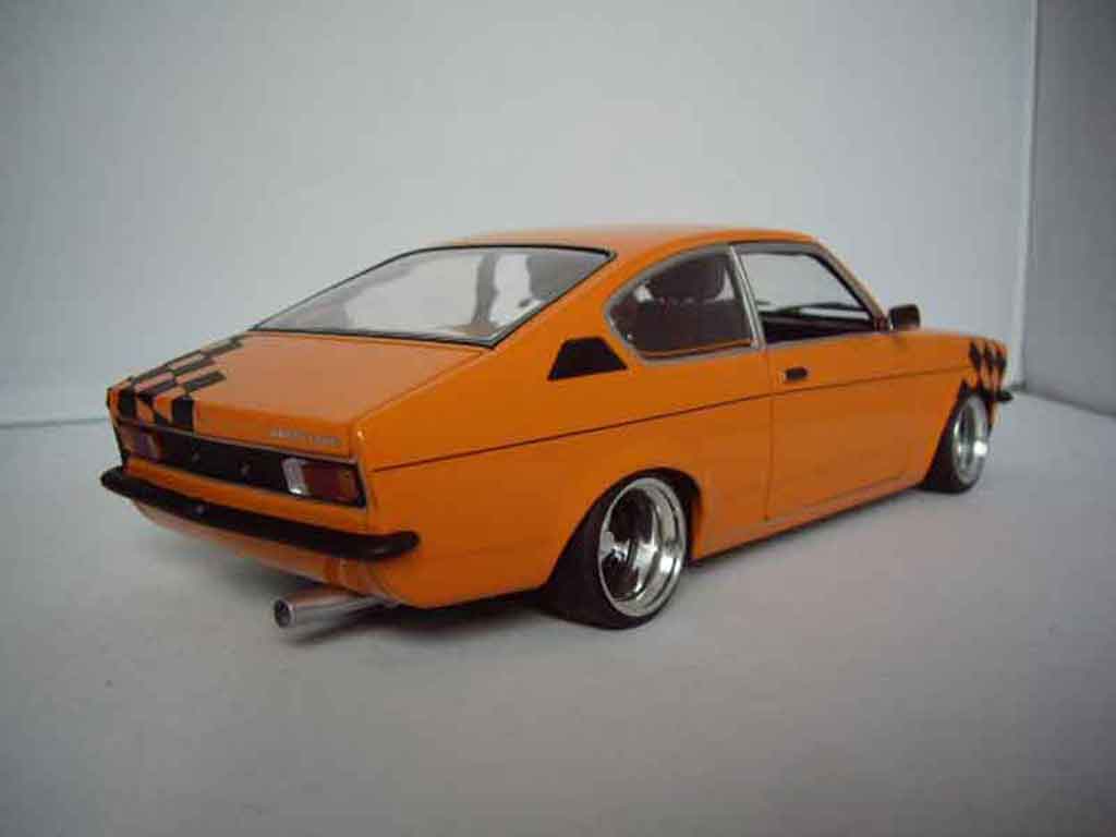 Opel Kadett coupe 1/18 Minichamps coupe sr 1976 orange