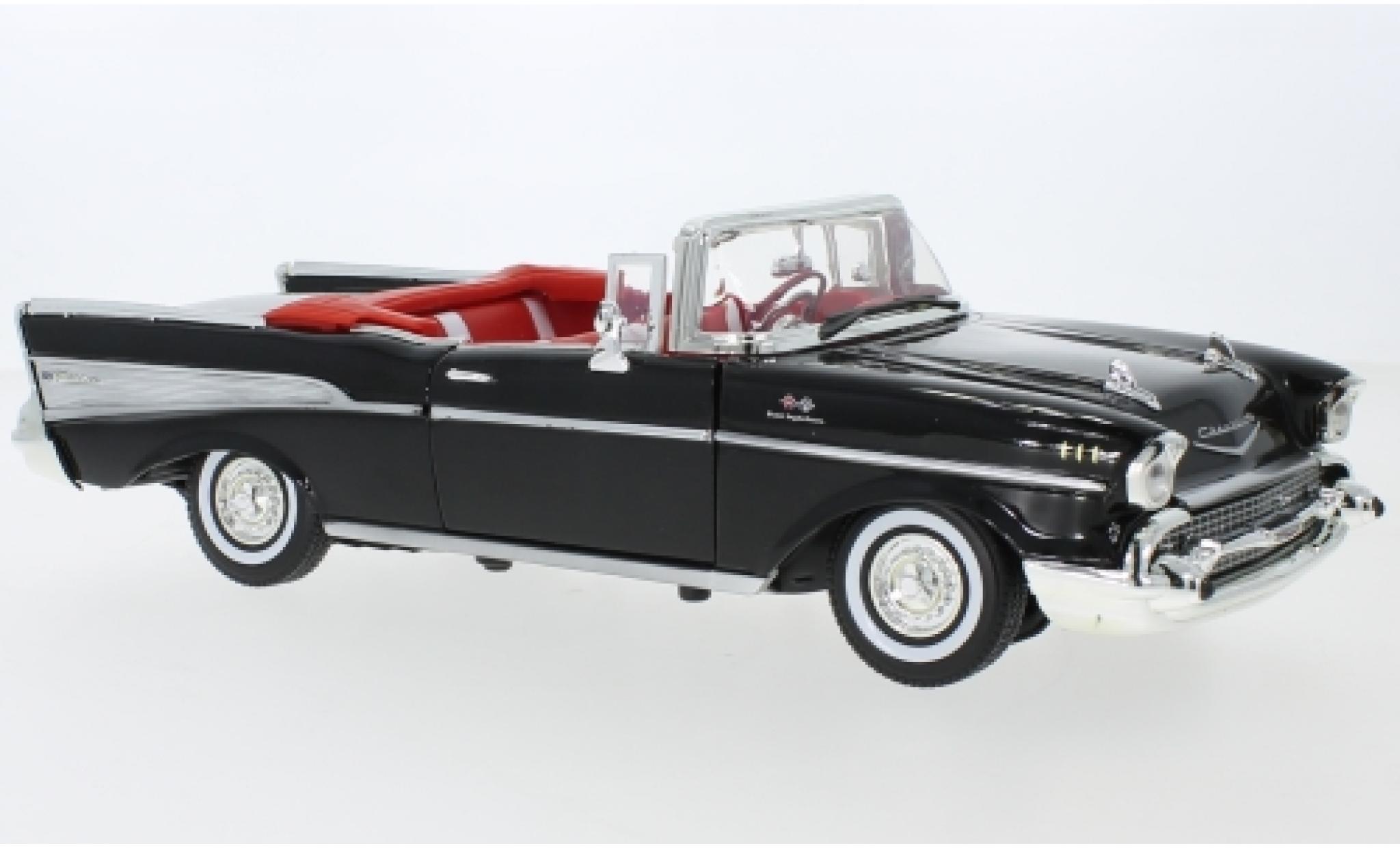 Chevrolet Bel Air 1/18 Motormax Convertible black 1957