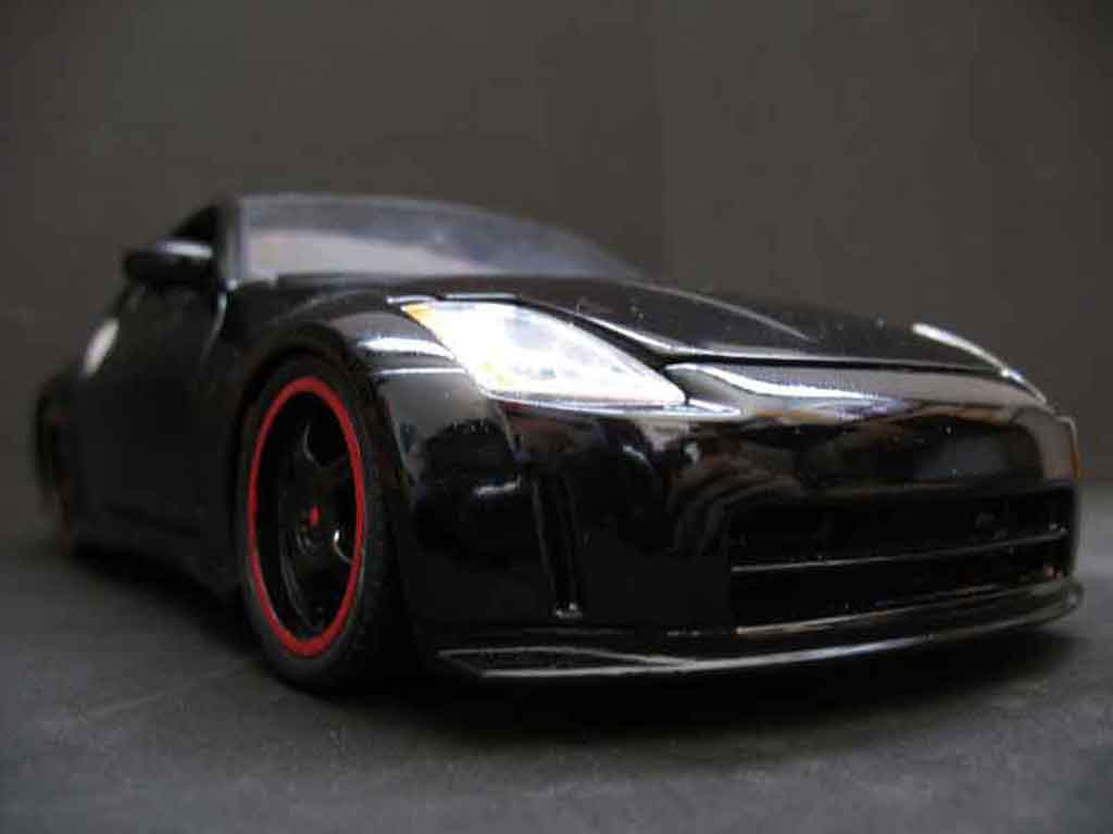 Nissan 350Z 1/18 Maisto coupe preparation tuning black jantes blacks tuning diecast model cars