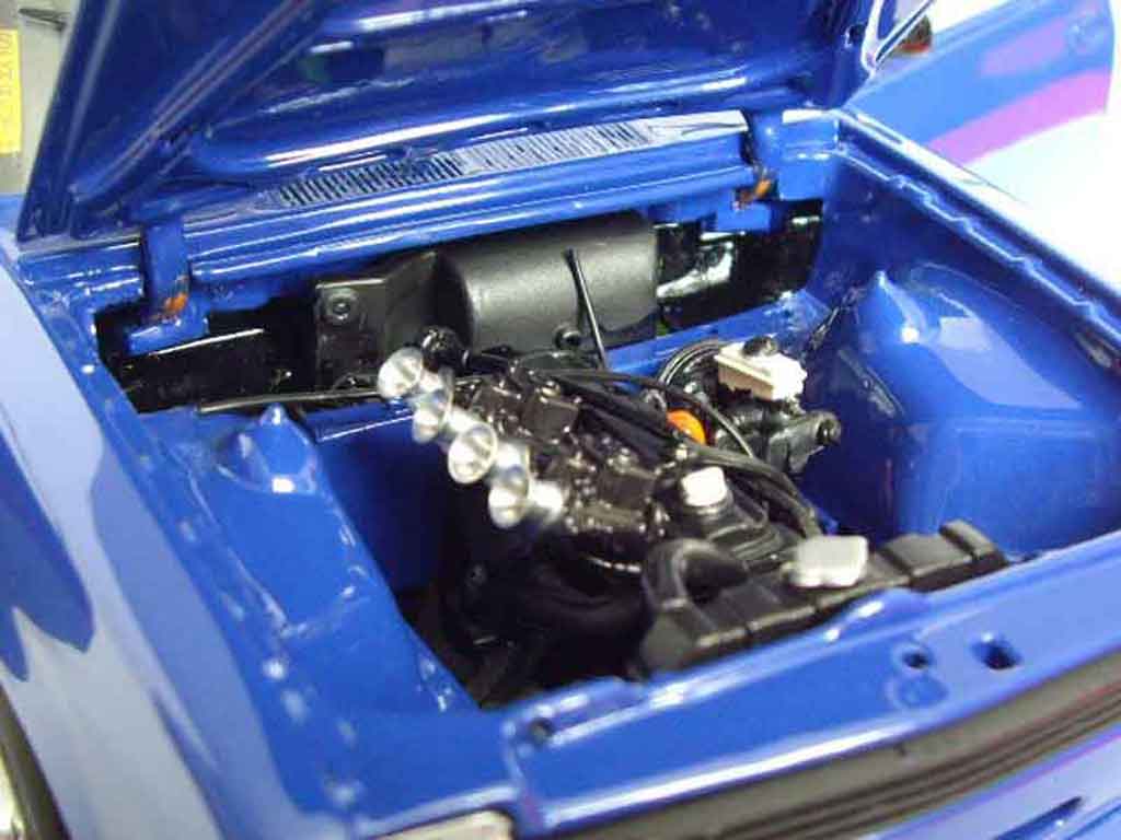 Opel Kadett coupe 1/18 Minichamps coupe sr 1976 bleue