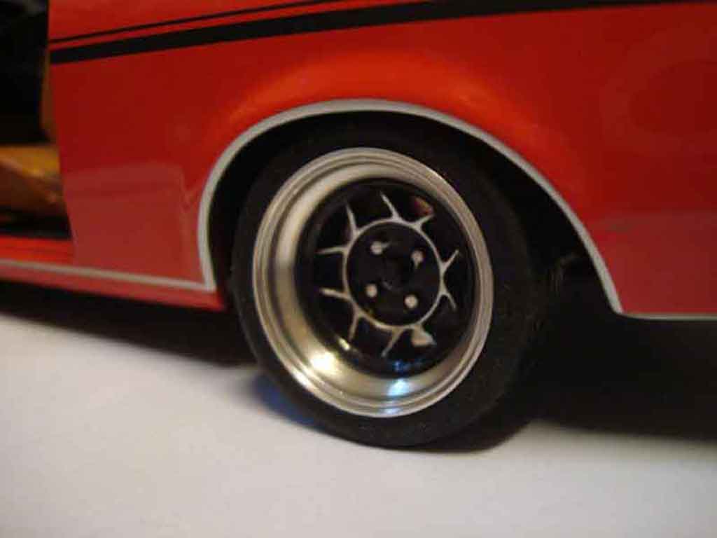 Opel Kadett coupe 1/18 Minichamps coupe sr 1976 red