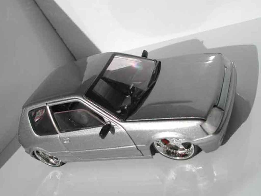 Peugeot 205 GTI 1/18 Solido GTI gris metallisee jantes racing hart 17 pouces