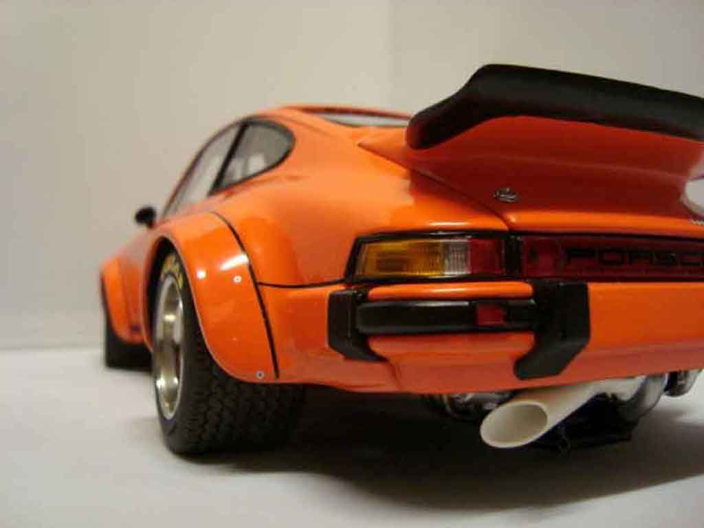 Porsche 934 RSR Turbo 1/18 Exoto RSR Turbo orange