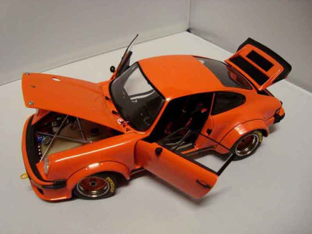 Porsche 934 RSR Turbo 1/18 Exoto RSR Turbo orange