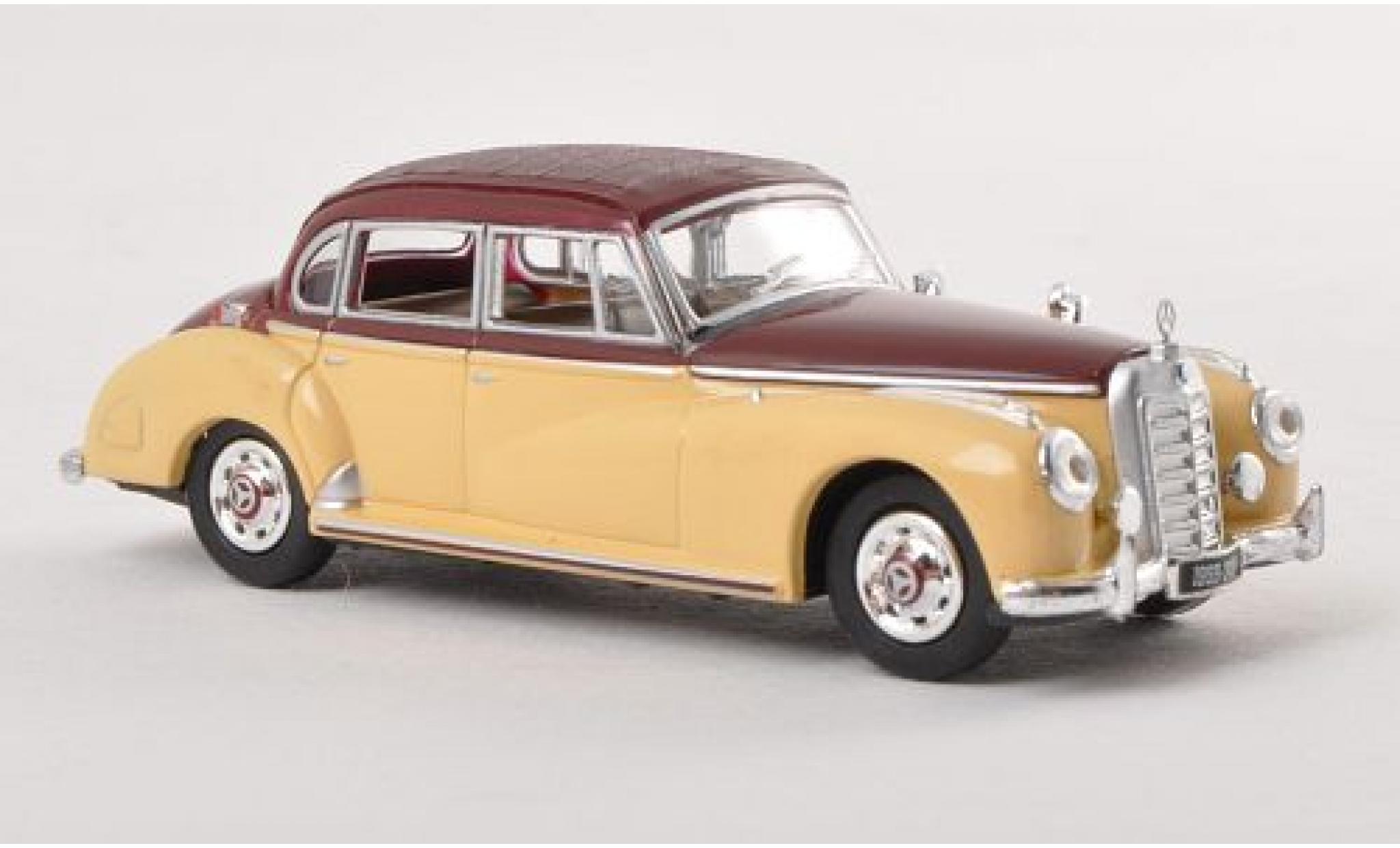 Mercedes 300 1/87 Ricko c (W186) beige/brown 1955 ohne Vitrine