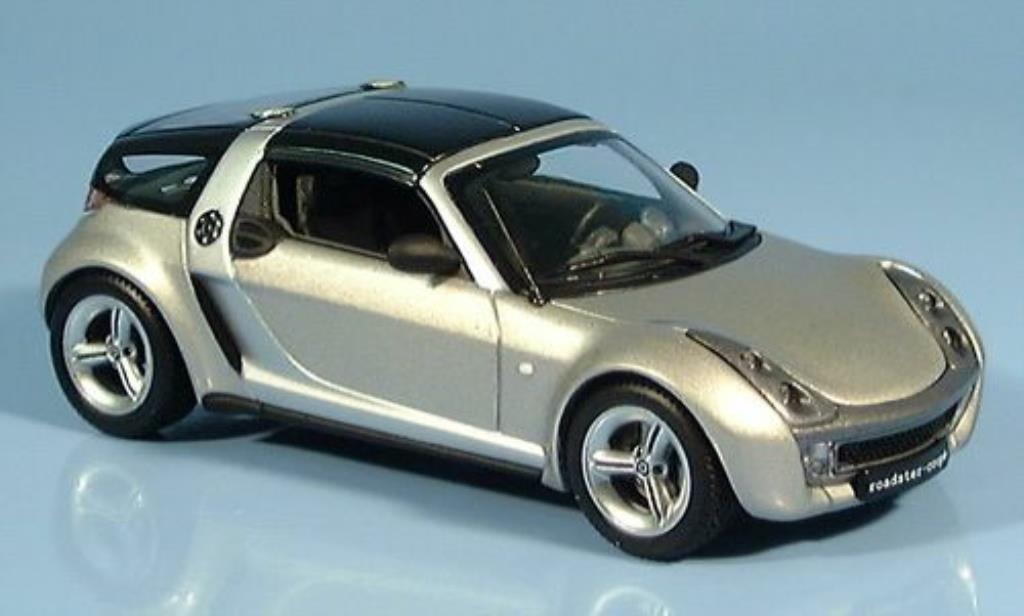 Smart Roadster coupe 1/43 Minichamps coupe beige 2003