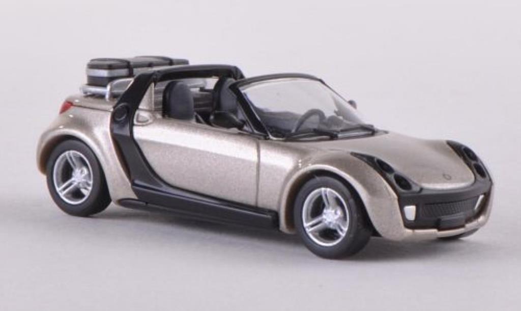Smart Roadster 1/87 Busch Traveller mit Koffer beige miniature