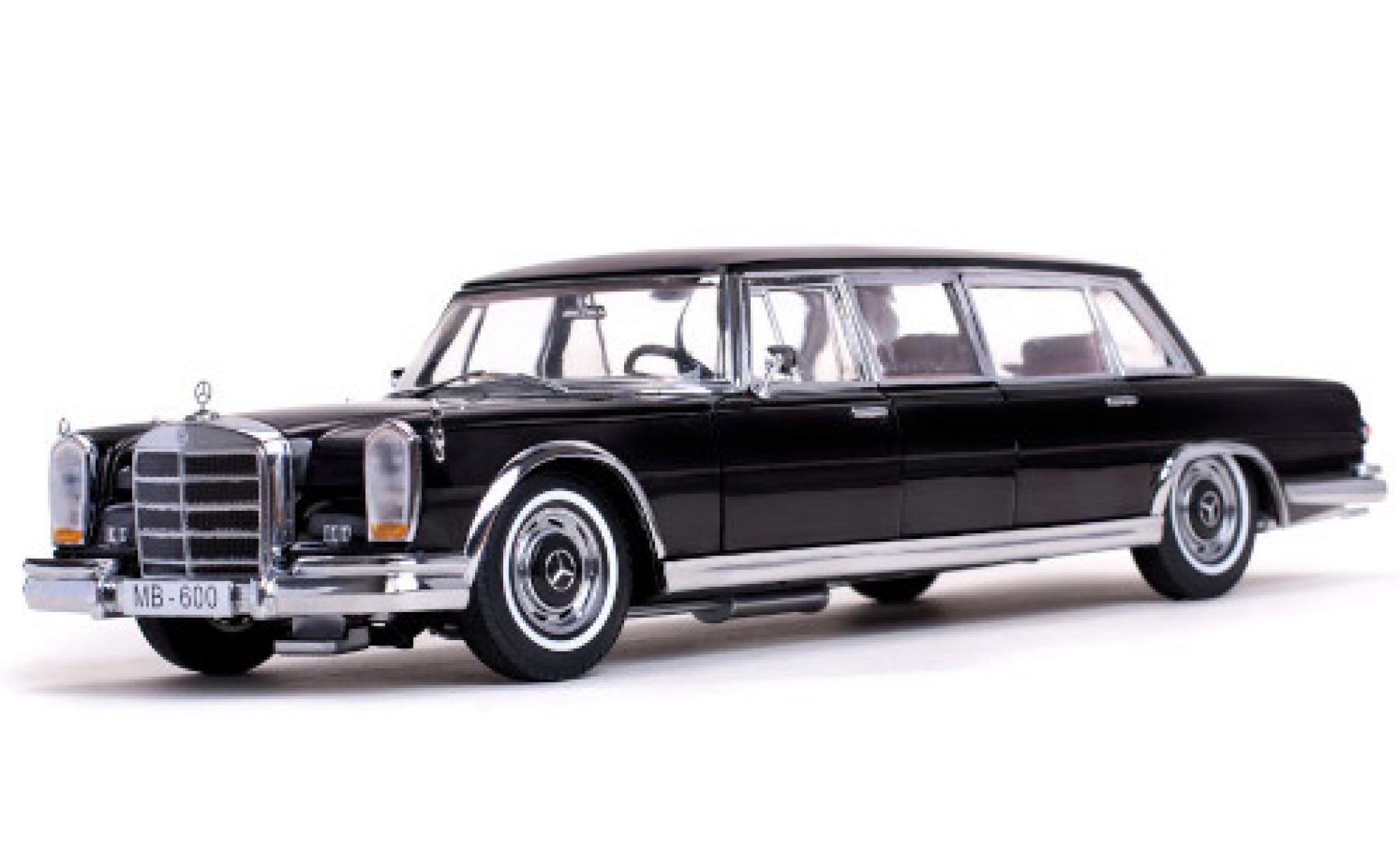 Mercedes Benz 600 Pullman 1 18