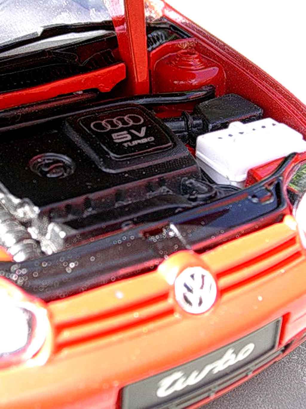 Volkswagen Golf 4 GTI 1/18 Revell 4 GTI turbo swap moteur audi tt