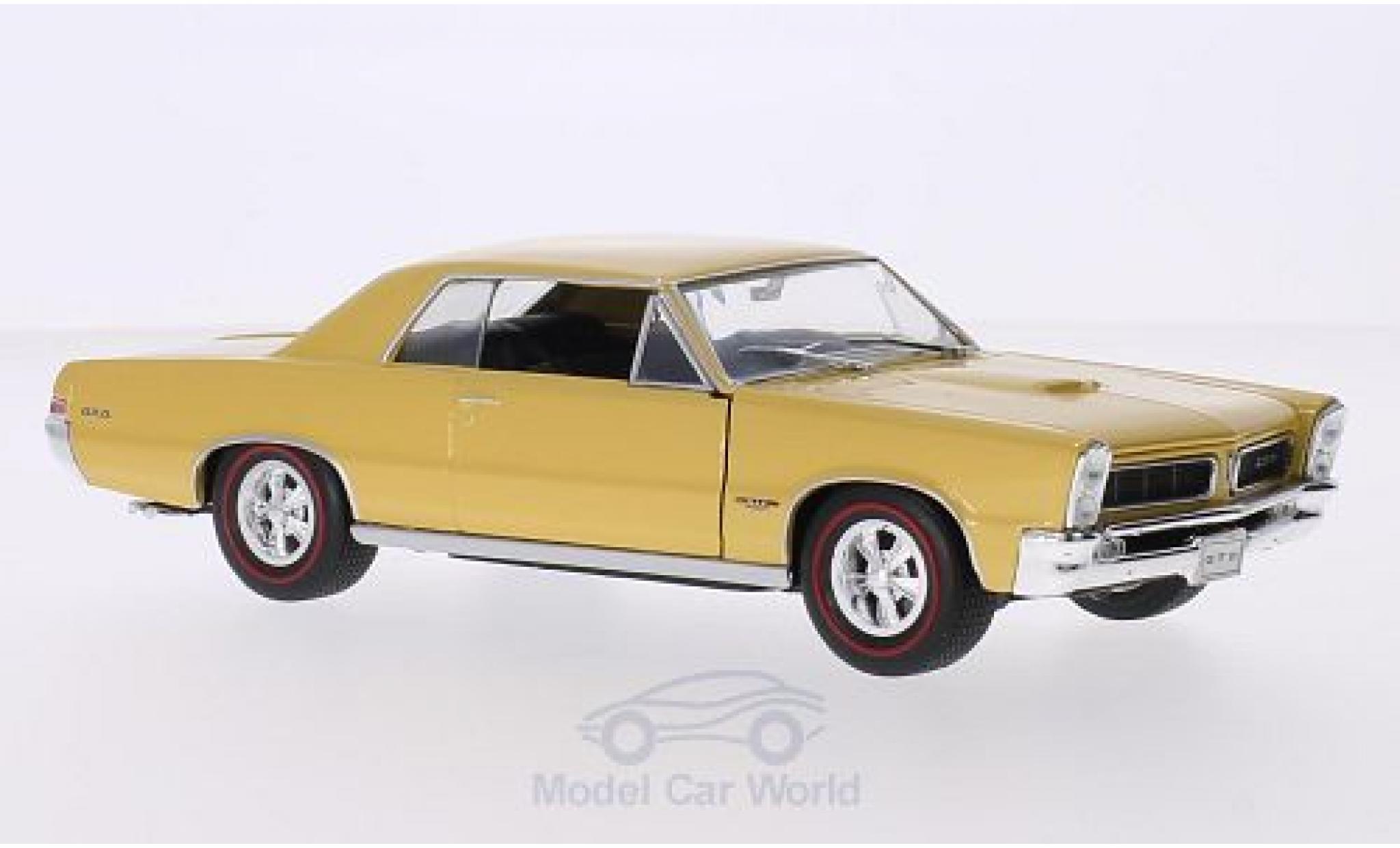 Pontiac GTO 1/24 Welly metallic-gold 1965