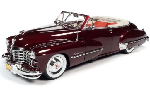 Cadillac Series 62 1/18 Auto World Cabriolet dunkelrouge 1947 miniature