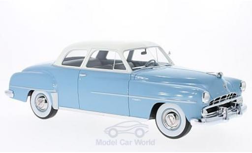 Dodge Coronet 1/18 BoS Models Club Coupe hellbleue/blanche 1952 miniature