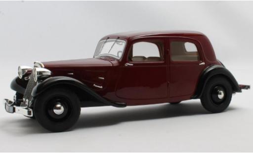 Citroen Traction 1/18 Cult Scale Models Avant 7CV rojo/negro 1935 coche miniatura