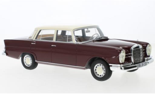 Mercedes 220 1/18 Cult Scale Models SE (W111) rouge/beige 1959 miniature
