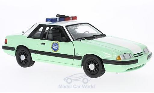 Ford Mustang 1/18 GMP verte/blanche United States Border Patrol SSP 1988 miniature