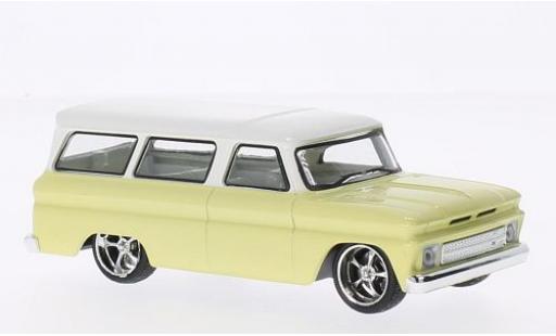 Chevrolet Suburban 1/43 Greenlight Tuning helljaune/blanche 1966 miniature