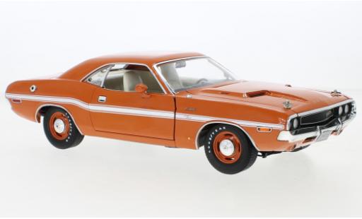 Dodge Challenger 1/18 Greenlight R/T orange/bianco 1970 modellino in miniatura