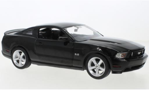 Ford Mustang 1/18 Greenlight GT noire conduire 2011 miniature