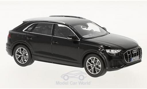 Audi Q8 1/43 Norev metallic-noire 2018 miniature