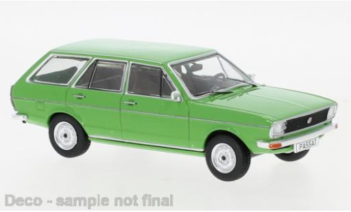 Volkswagen Passat 1/43 IXO Variant LS verde 1975 coche miniatura