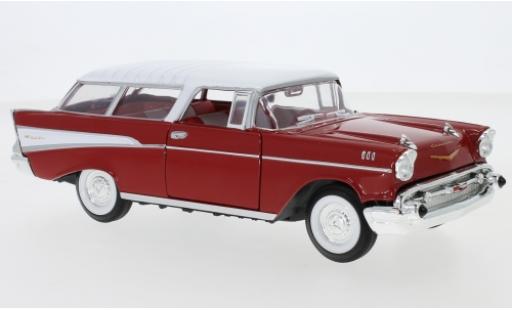 Chevrolet Nomad 1/24 Lucky Die Cast rouge/blanche 1957 miniature