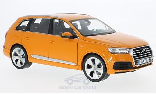 Audi Q7 1/18 Minichamps orange 2015 diecast model cars