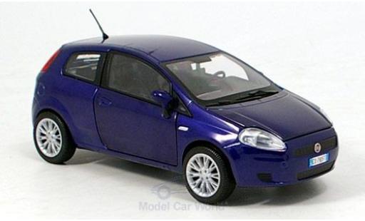 Fiat Grande Punto 1/24 Motormax metallic-bleue 2007 miniature