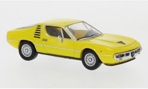 Alfa Romeo Montreal 1/87 PCX87 jaune 1970 miniature
