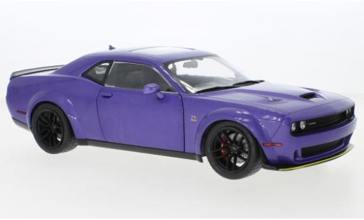 Dodge Challenger 1/18 Solido R/T Scat Pack Widebody metallise violette 2020 miniature