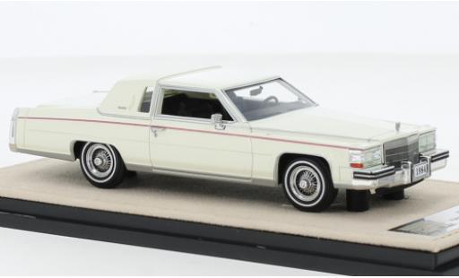 Cadillac Fleetwood 1/43 Stamp Models Brougham Coupe blanche 1984 miniature