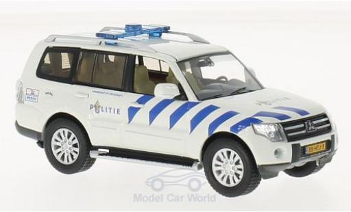Mitsubishi Pajero 1/43 Triple 9 Collection blanche/bleue Politie Amsterdam (NL) 2013 miniature